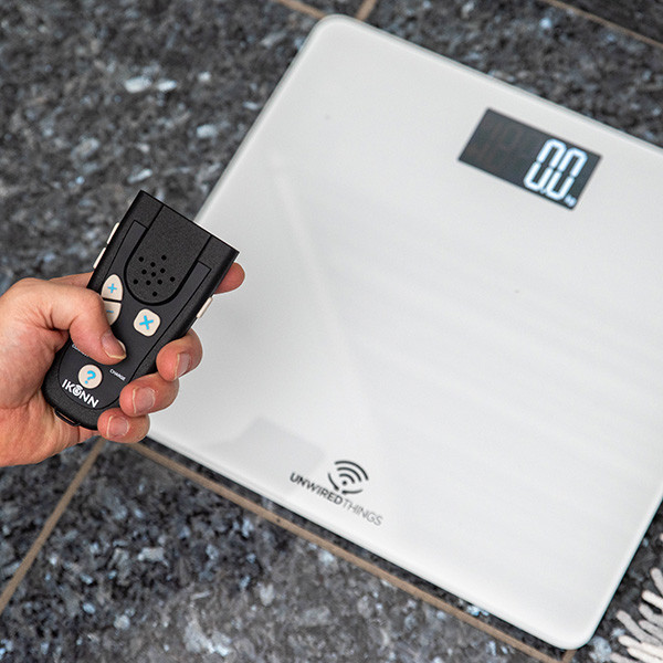 Pèse-personne accessible IKONN pour aveugle ou malvoyant