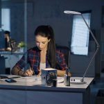 Lampe de bureau LED basse-vision Daylight Tricolore pour malvoyant