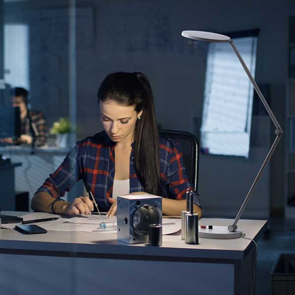 Lampe de bureau LED basse-vision Daylight Tricolore pour malvoyant