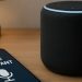 Assistants vocaux et enceintes intelligentes : alliés de l’autonomie - Image générée par IA